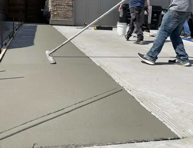 concrete driveway contractor friendswood tx
