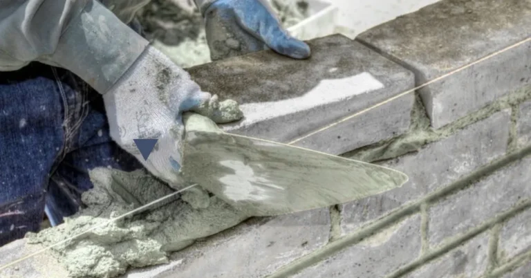 How To Identify Common Signs That Your Walls Need Urgent Repair